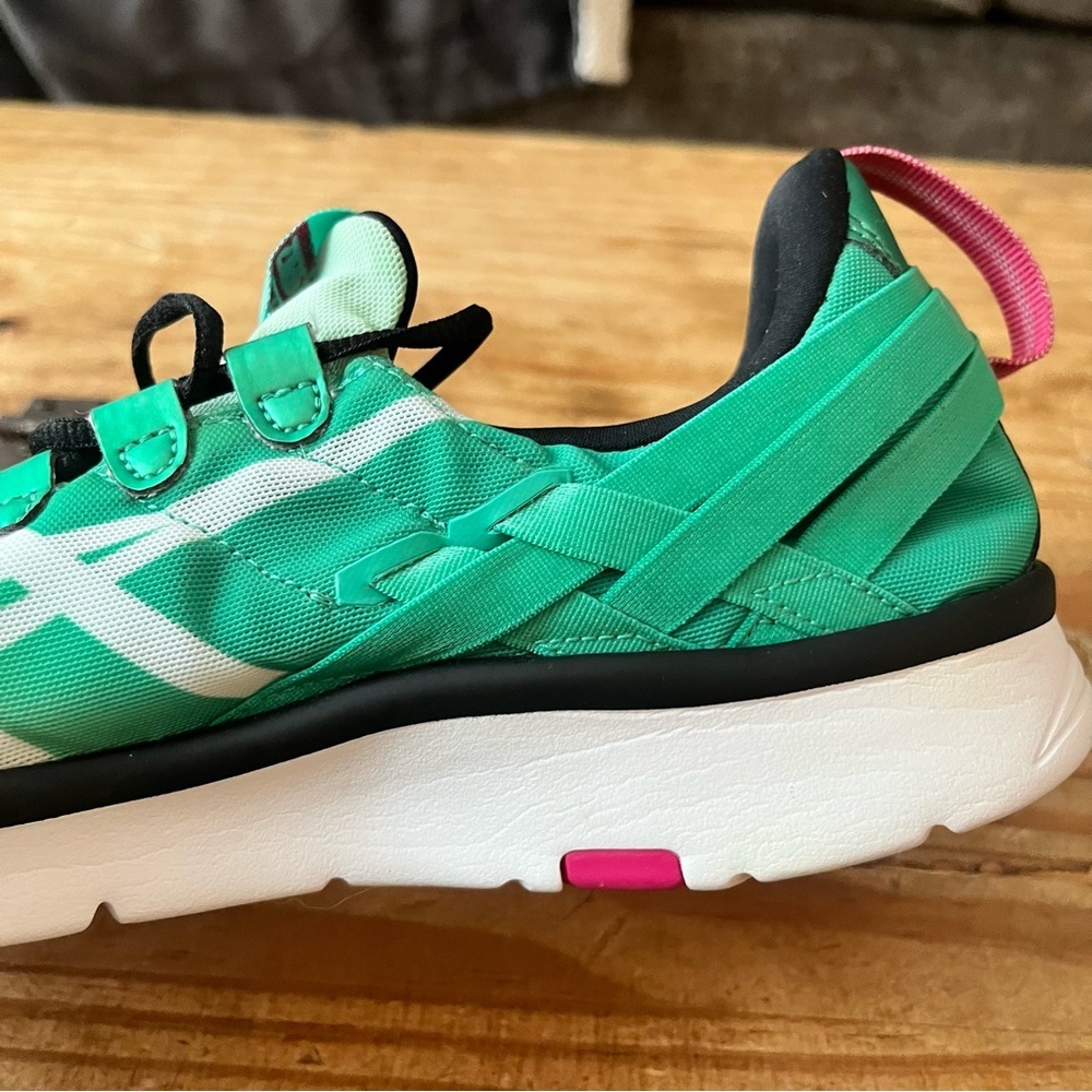 Asics Women’s NWT Gel-Fit Sana Cross Training Running Shoe Size 10 Green Pink - Picture 10 of 16